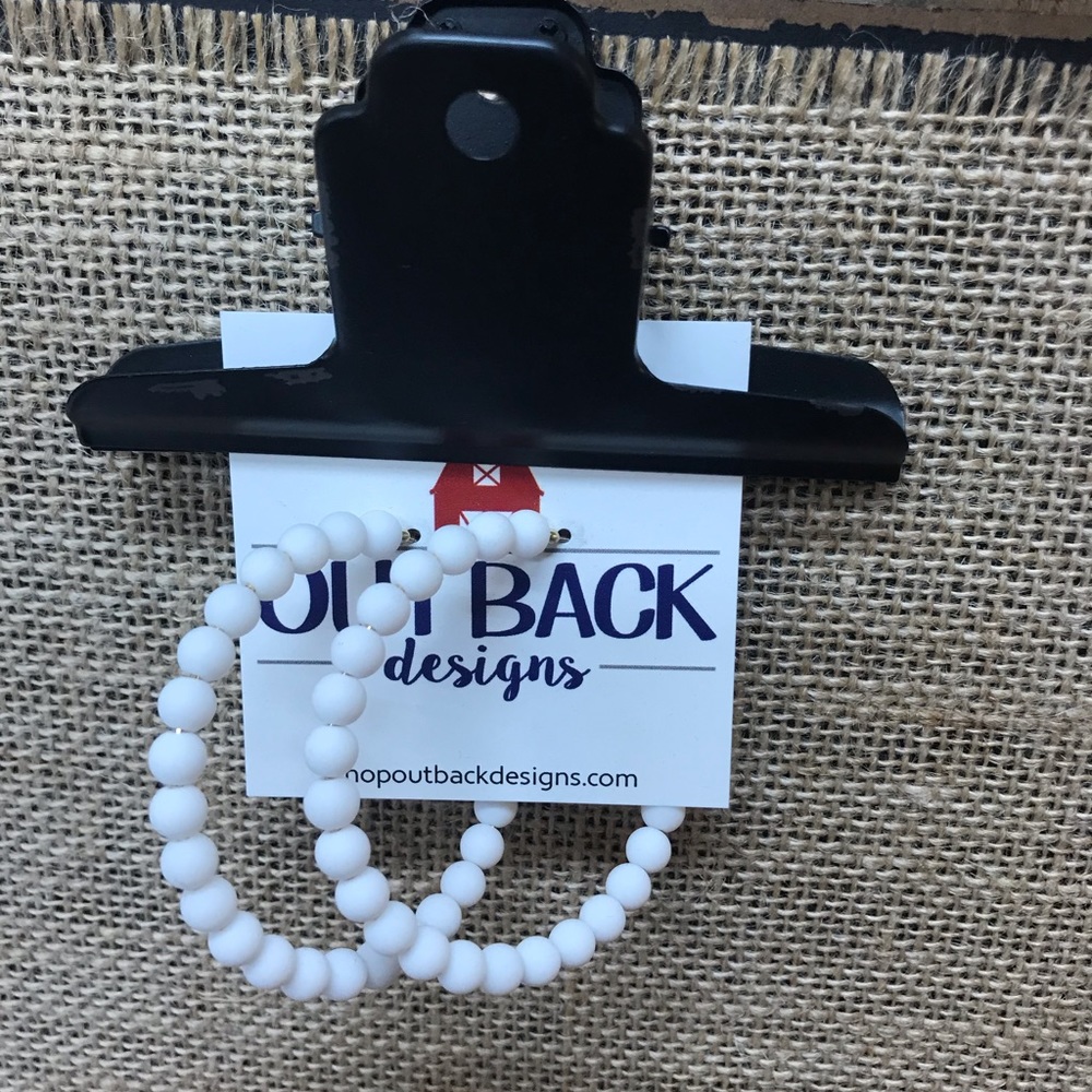 NWT Lightweight Matte Beaded Earrings